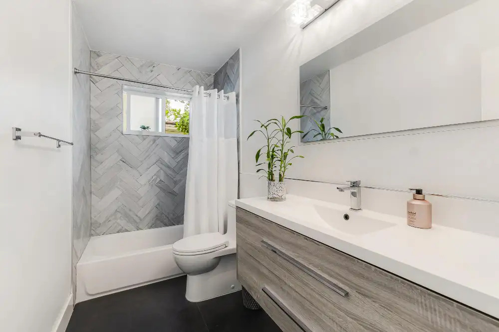 détectez et réparez rapidement une fuite d'eau dans votre salle de bain pour éviter les dégâts. conseils pratiques et solutions efficaces à portée de main.