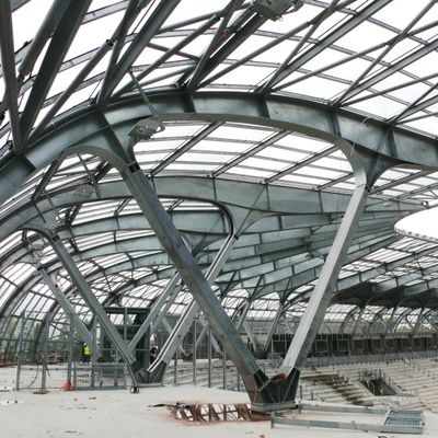 découvrez notre guide complet sur la charpente métallique, incluant conseils, matériaux, techniques d'installation et avantages pour vos constructions.