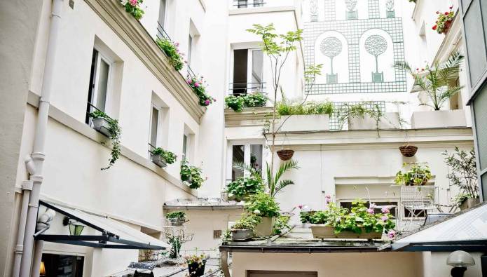 découvrez cet hôtel à rénover à paris, une opportunité unique pour investir dans un emplacement central et créer un établissement sur mesure au cœur de la capitale.