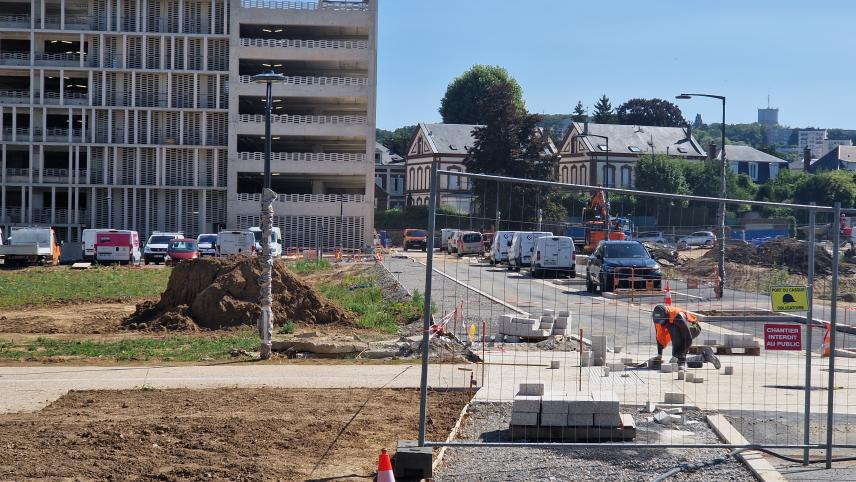 découvrez les meilleures opportunités d'investissement en 2025 avec des appartements à rénover à paris et en normandie. maximisez votre patrimoine immobilier grâce à des biens à fort potentiel de valorisation.