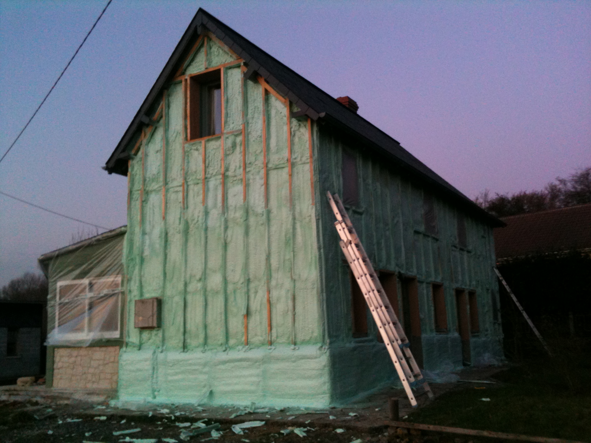 découvrez l'isolation extérieure en polyuréthane pour votre villa à paris, une solution efficace pour améliorer le confort thermique et réduire vos dépenses énergétiques.