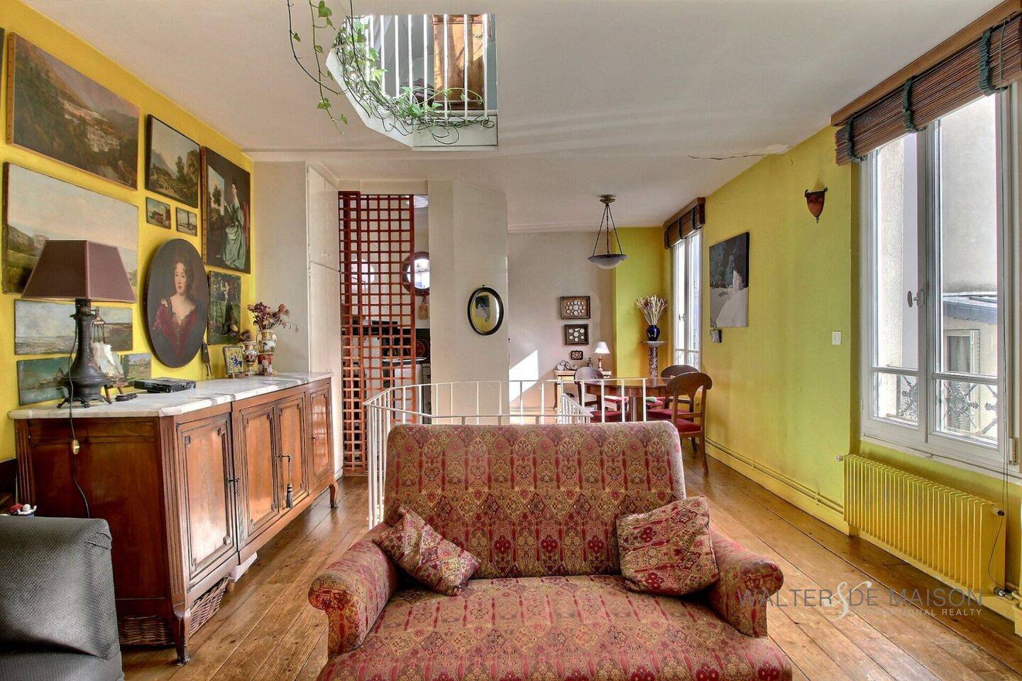 découvrez cette maison à rénover située dans le 16ème arrondissement de paris, une opportunité unique pour créer votre espace de vie idéal au cœur de la capitale.