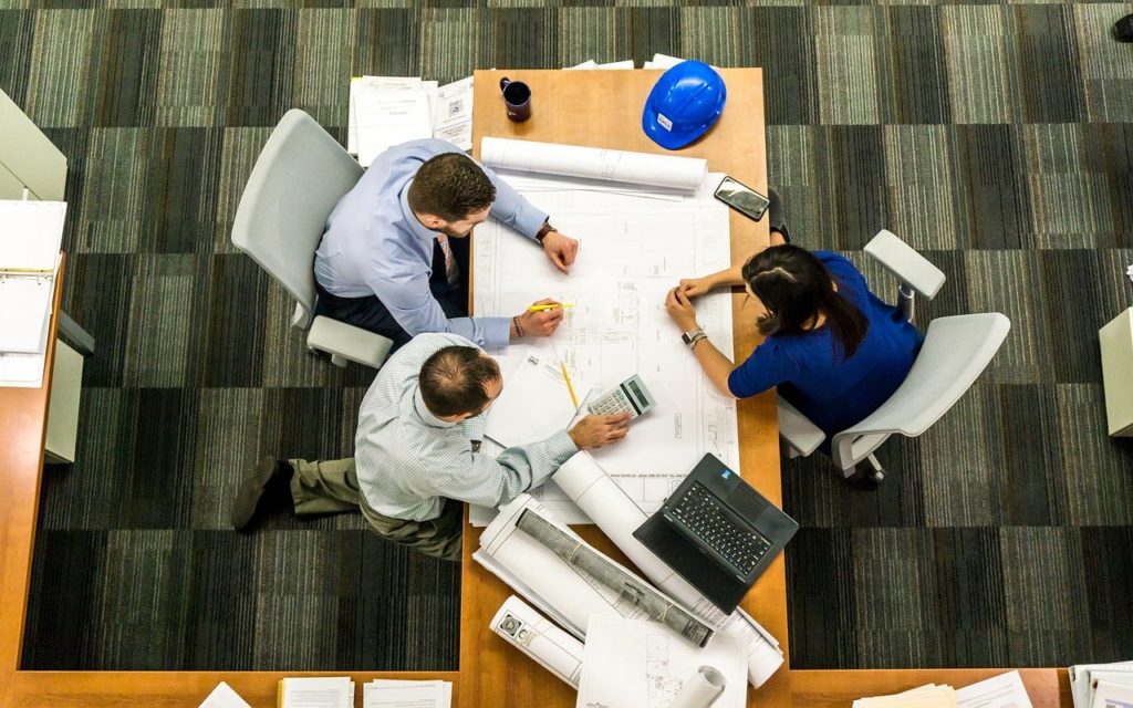 découvrez les services de maîtres d'œuvre pour la gestion complète de vos projets de construction, de la conception à la réalisation, en assurant qualité et respect des délais.