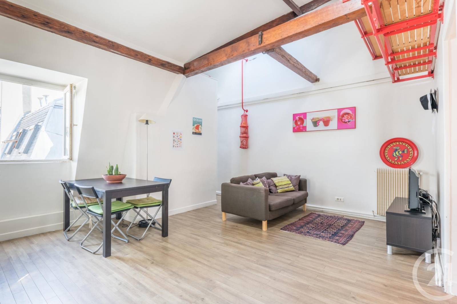 découvrez quel est le meilleur étage pour un appartement afin de profiter d'une vue optimale, d'un confort de vie idéal et d'un bon investissement immobilier.