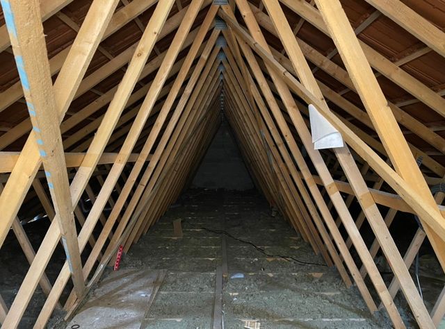 découvrez comment modifier votre charpente de combles, avec des conseils pratiques et une estimation des prix pour réussir vos travaux en toute sérénité.