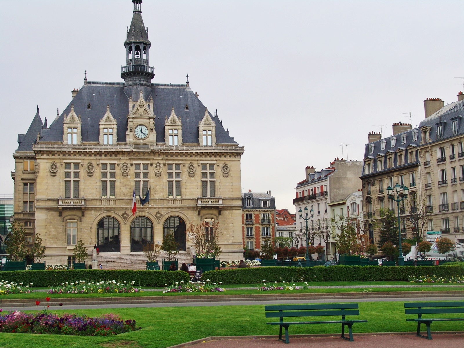 découvrez les meilleures opportunités à vincennes (94300) : immobilier, emploi, commerces et événements locaux pour profiter pleinement de cette dynamique ville.