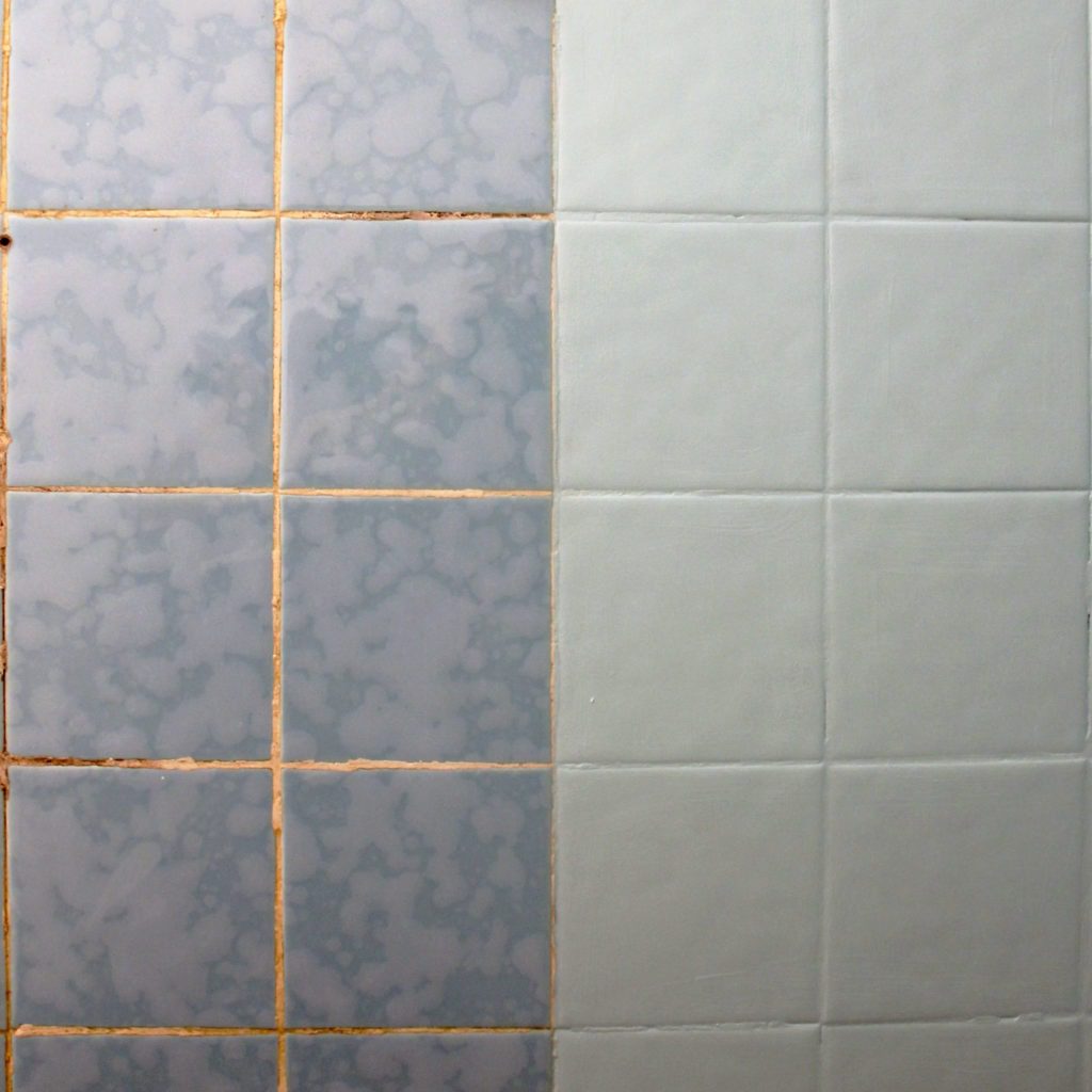 découvrez comment peindre facilement vos carreaux de salle de bain pour un relooking rapide et économique. guide complet avec conseils, astuces et étapes détaillées.