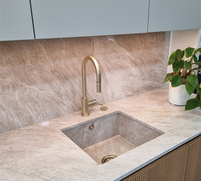 découvrez nos plans de cuisine sur mesure à paris 15, conçus pour optimiser votre espace et allier fonctionnalité et esthétisme. transformez votre cuisine avec des solutions personnalisées adaptées à vos besoins.