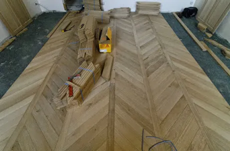 découvrez nos services professionnels de pose de parquet à paris pour un intérieur élégant et durable. devis gratuit et intervention rapide.