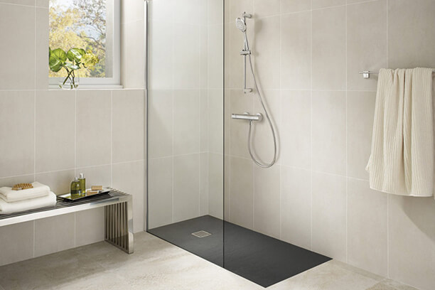 spécialiste en pose de douche à l'italienne, offrant des installations élégantes, fonctionnelles et sur mesure pour un confort optimal dans votre salle de bain.