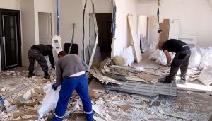 découvrez nos tarifs compétitifs pour l'abattage de cloisons. obtenez un devis clair et précis pour tous vos travaux de dépose et rénovation intérieure.