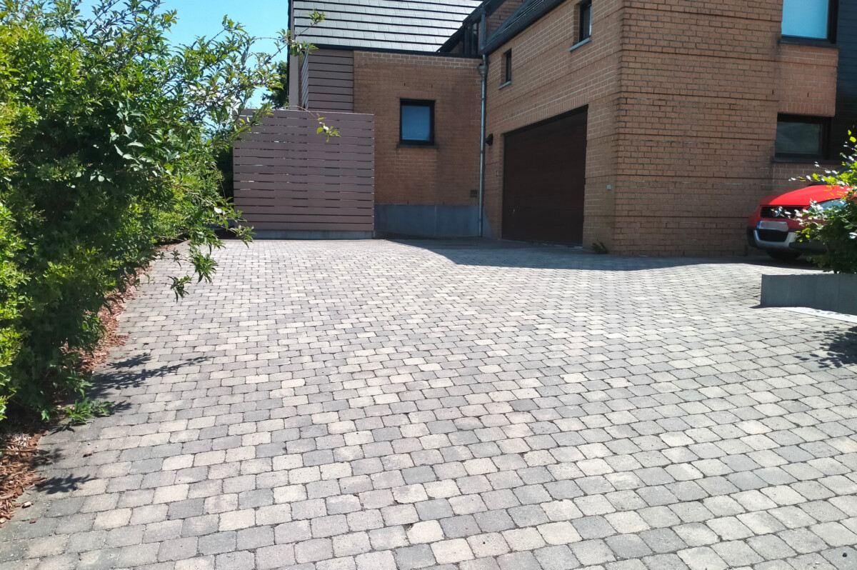 découvrez les prix des allées en pavé pour voiture et trouvez des solutions adaptées à votre budget et style. guide complet des coûts et conseils d'installation.