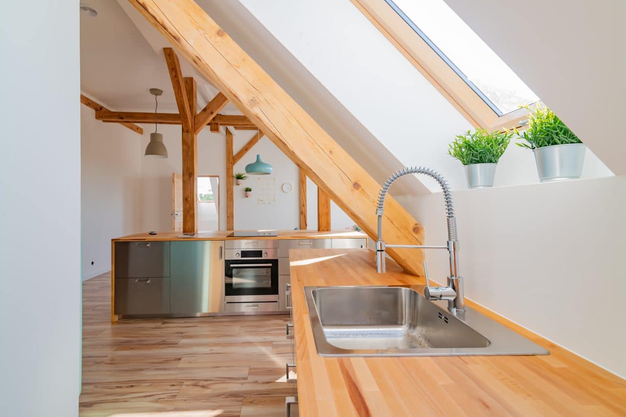 découvrez le prix moyen pour l'aménagement de combles de 20m2 : tarifs détaillés, conseils et facteurs influençant le coût de votre projet d'aménagement intérieur.