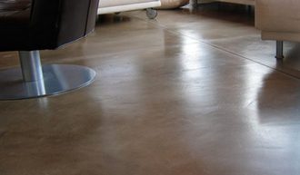 découvrez les prix du béton ciré au mètre carré pour vos projets de rénovation ou construction. comparez les tarifs et bénéficiez de conseils pour un choix adapté à votre budget.