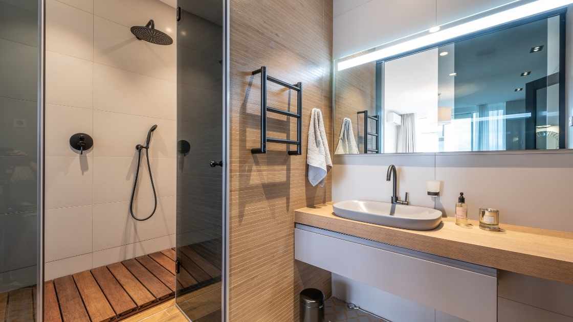 découvrez les prix moyens de la faïence pour salle de bain au mètre carré et obtenez des conseils pour bien choisir selon votre budget et style.