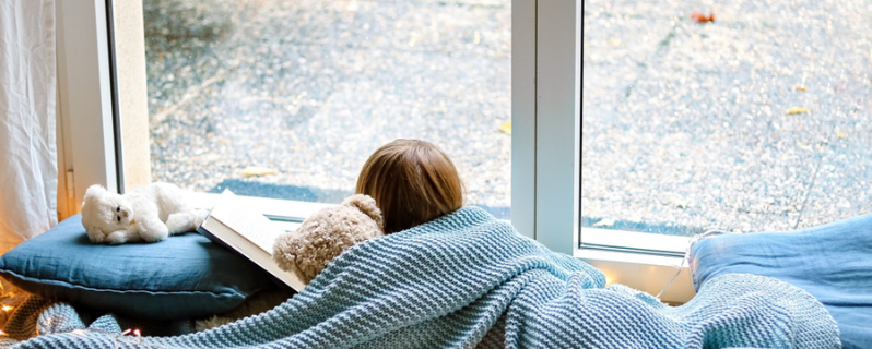 découvrez le prix d'une fenêtre triple vitrage posée, incluant les coûts matériaux et installation, pour améliorer l'isolation thermique et phonique de votre habitat.