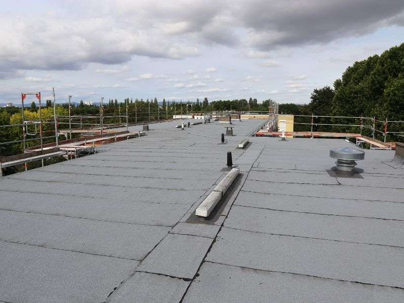 découvrez les prix des isolants pour terrasse et trouvez la solution adaptée à votre budget pour une meilleure isolation thermique et confort.