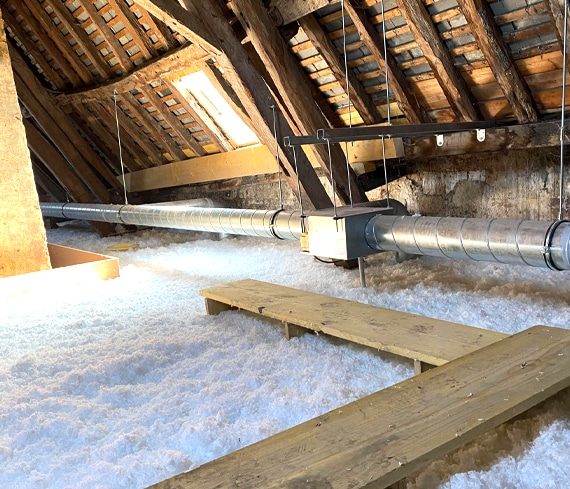 découvrez les prix de l'isolation des combles pour améliorer le confort de votre maison et réaliser des économies d'énergie. guide complet des tarifs et astuces pour bien choisir.