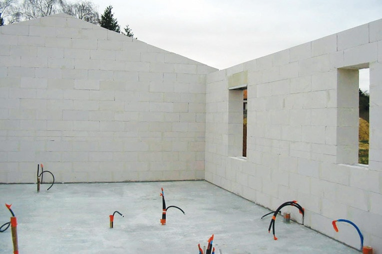 découvrez les prix du béton cellulaire pour la construction de votre maison : avantages, coûts au m² et conseils pour un budget maîtrisé.