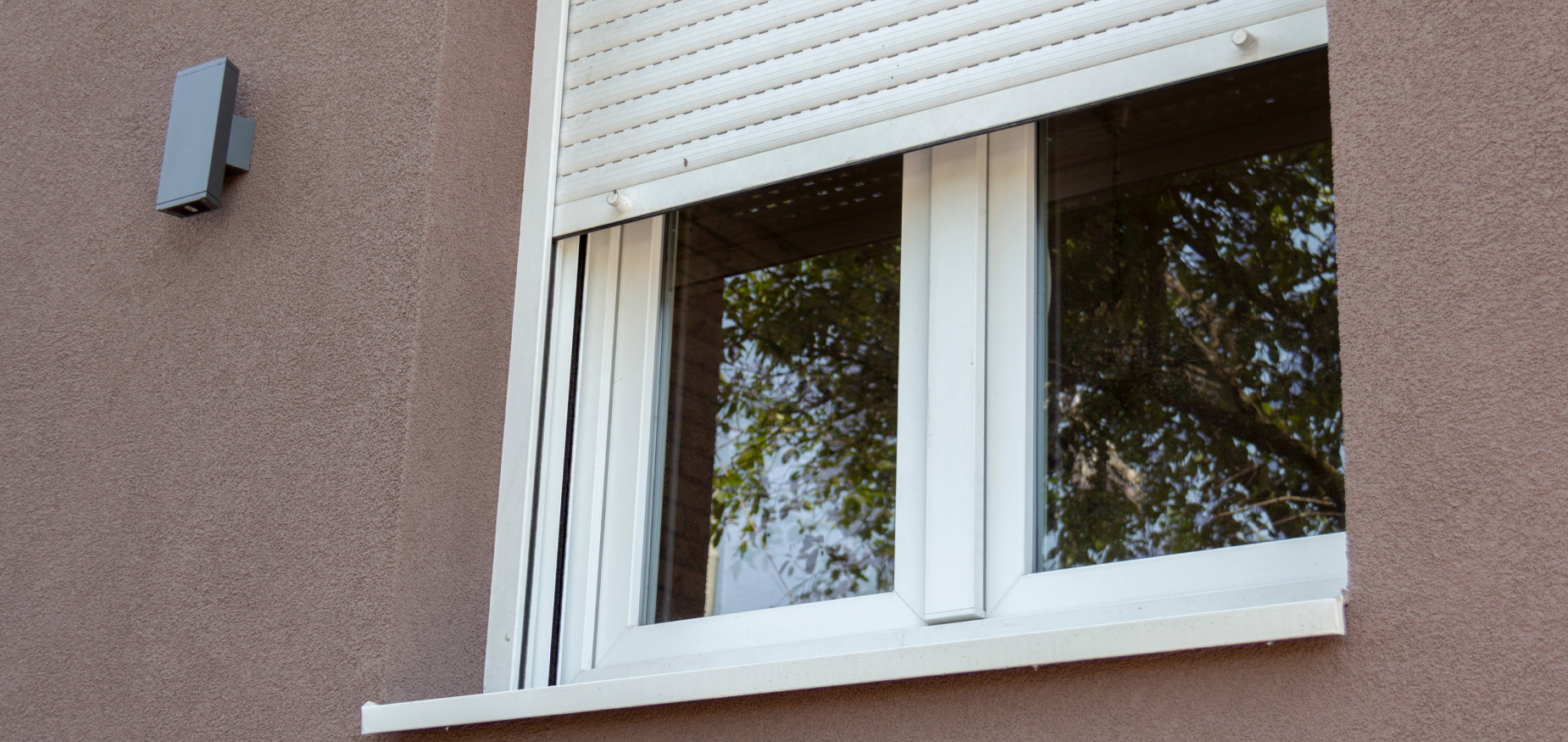 découvrez les prix compétitifs de la menuiserie aluminium pour vos fenêtres, portes et façades. obtenez un devis personnalisé et comparez les offres.