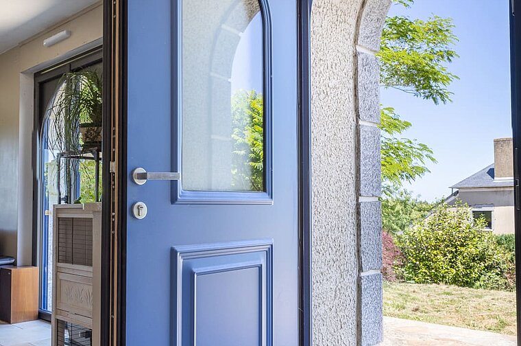 découvrez les prix pour l'ouverture de porte, des tarifs clairs et compétitifs pour une intervention rapide et efficace en cas d'urgence.