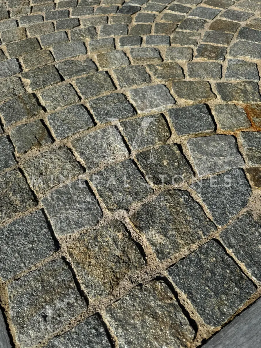 découvrez les prix du pavage au mètre carré pour tous types de matériaux. comparez les coûts et planifiez votre projet d'aménagement extérieur en toute confiance.