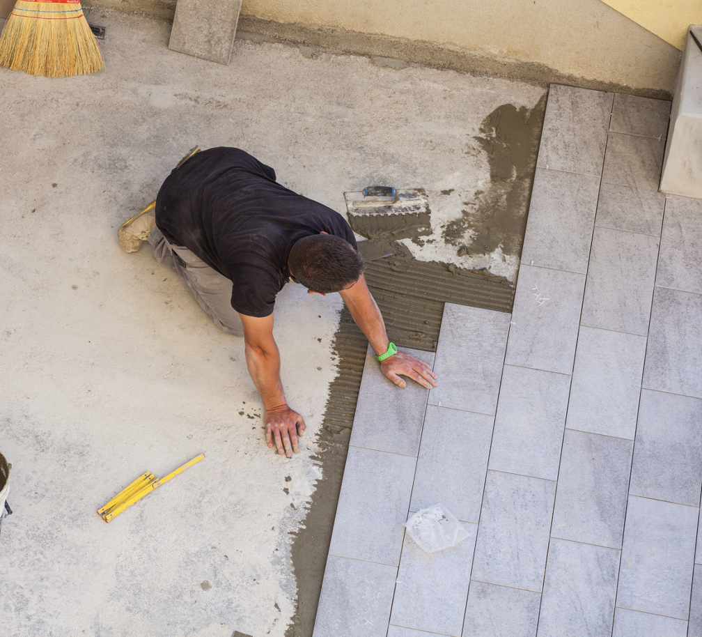 découvrez nos astuces pour maîtriser votre budget lors de la pose de carrelage. prix, conseils et astuces pour une rénovation réussie et économique.