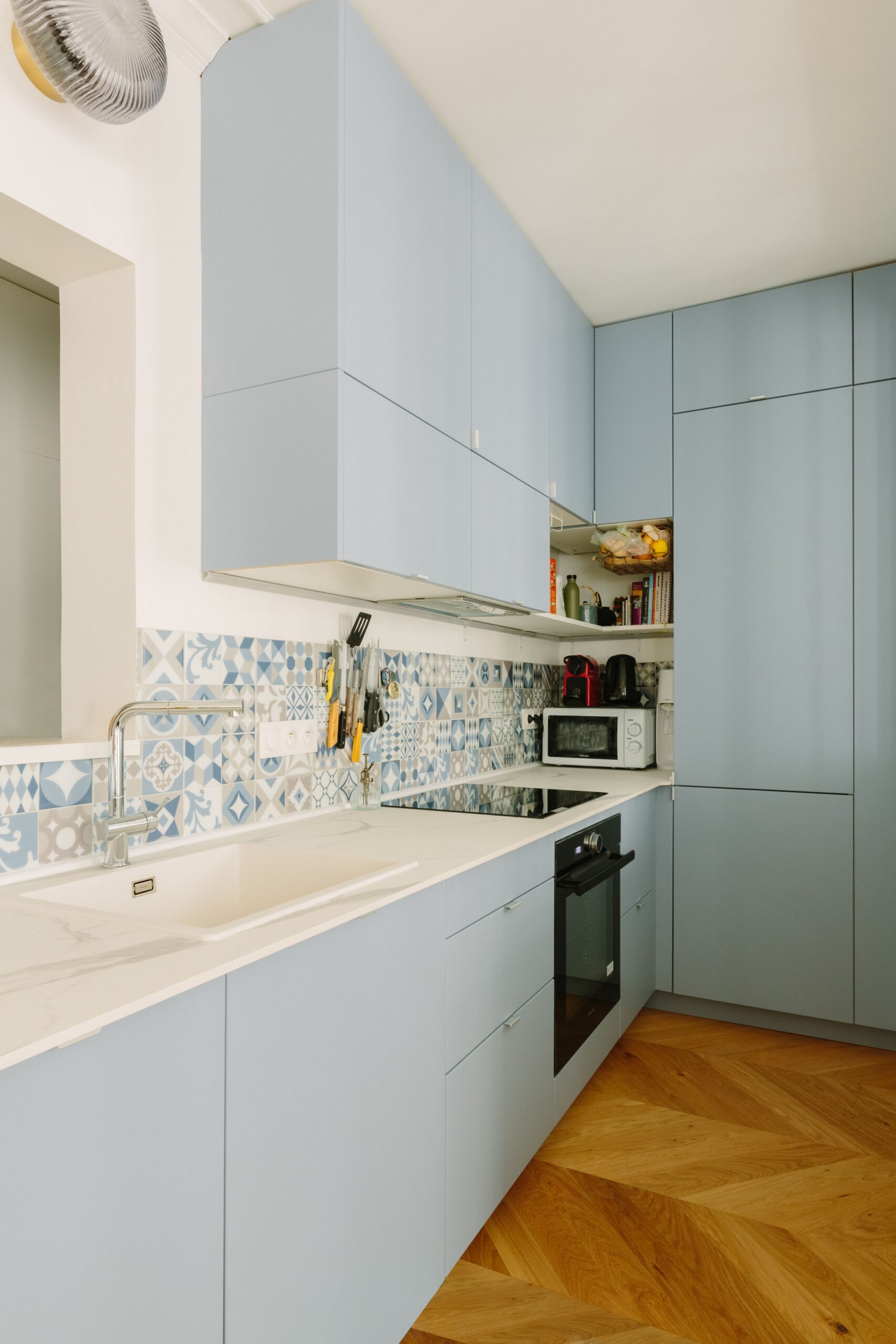 prix pose cuisine 10 découvrez les tarifs et coûts pour la pose de votre cuisine. guide complet pour estimer le prix de l'installation de cuisines sur mesure ou standard.