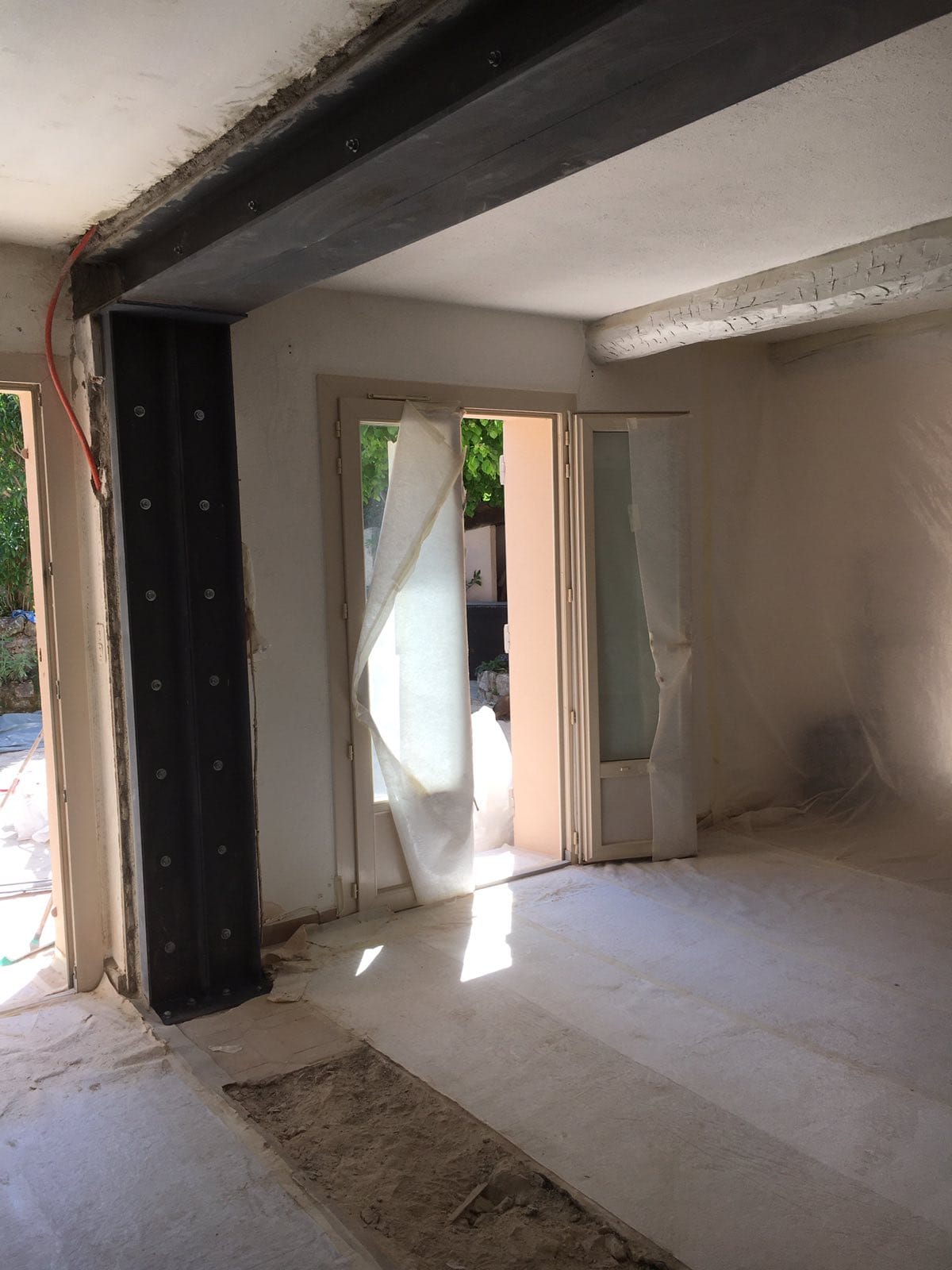 découvrez les tarifs pour la pose d'un ipn dans un mur porteur. obtenez un devis précis et conseils pour assurer la sécurité de vos travaux de rénovation.