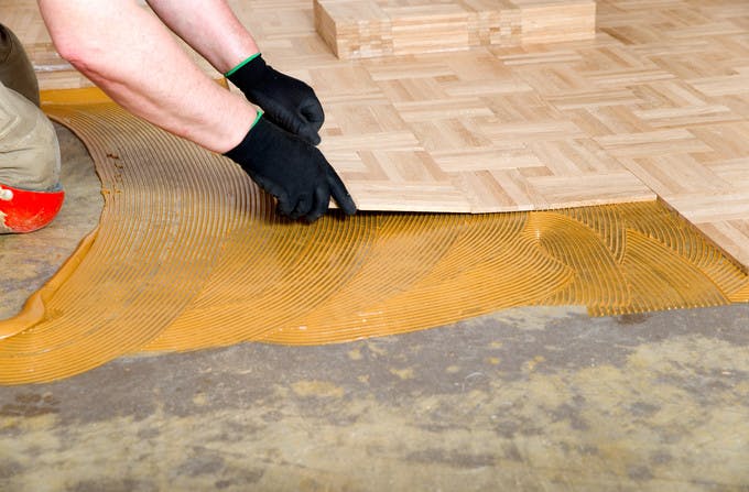 découvrez les prix de la pose de parquet selon le type de matériau et la surface à couvrir. obtenez un devis précis pour votre projet de rénovation ou construction.