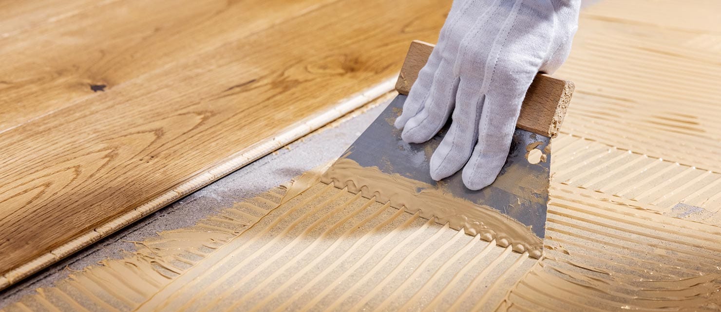 découvrez les tarifs pour la pose de parquet collé : prix au m², facteurs influençant le coût et conseils pour bien choisir votre artisan.