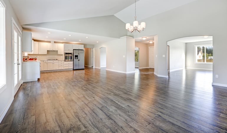 découvrez les prix pour la pose de parquet stratifié et obtenez des conseils pour choisir la meilleure option adaptée à votre budget et à votre intérieur.