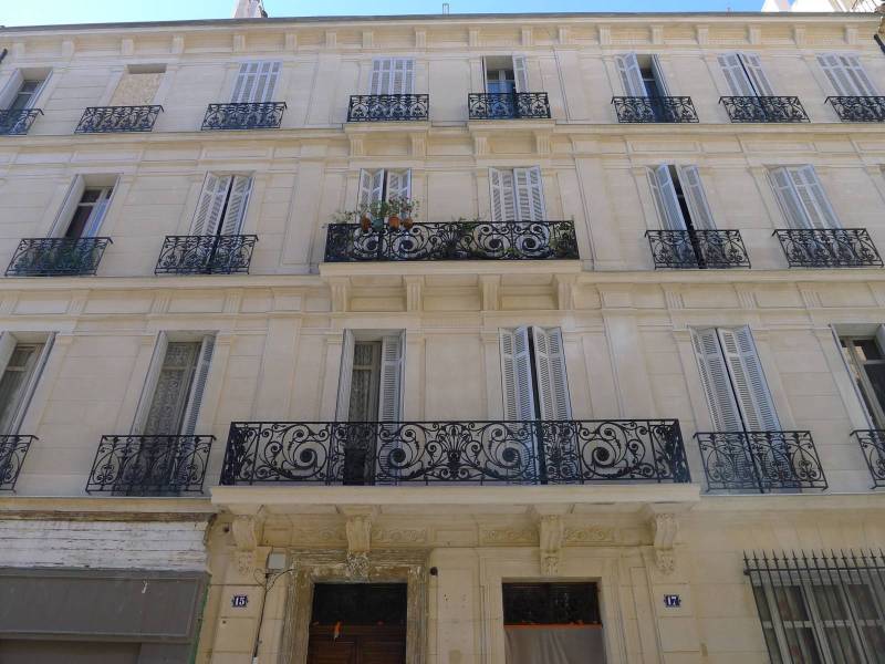 prix ravalement facade 13 découvrez les tarifs pour un ravalement de façade : coûts moyens, facteurs influençant les prix et conseils pour bien choisir votre prestataire.