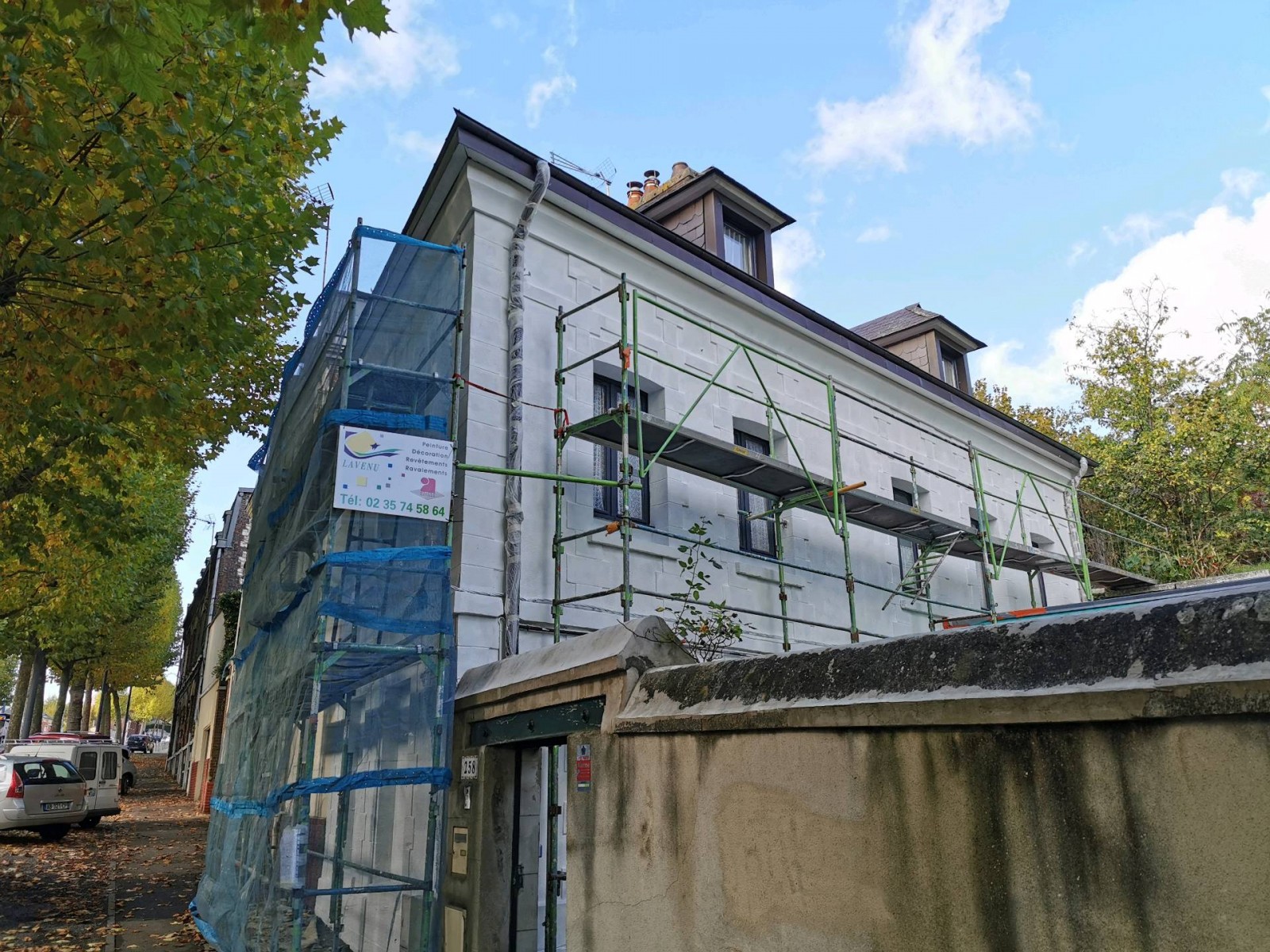 découvrez les prix du ravalement de façade pour une maison ancienne et obtenez des conseils pour un entretien réussi et durable.