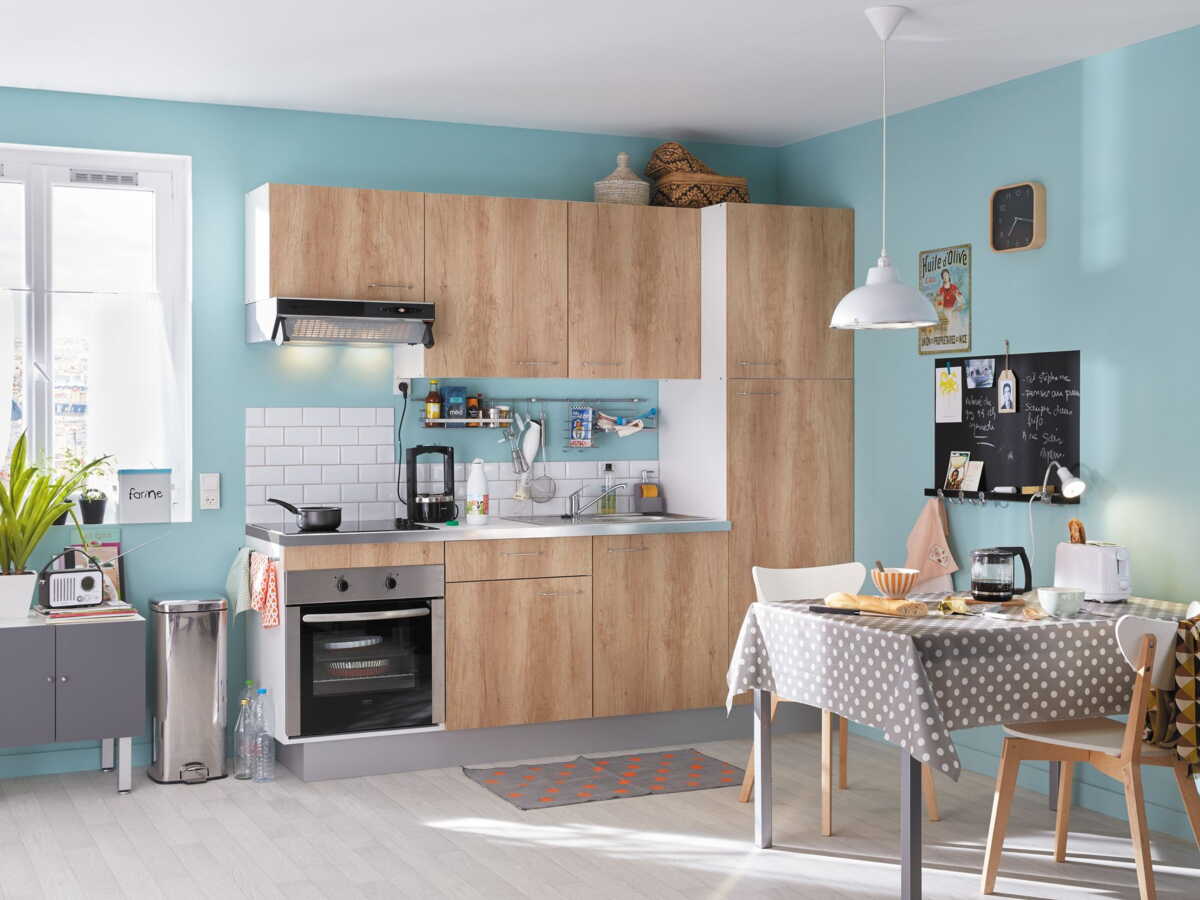 découvrez nos astuces pratiques pour estimer le prix de la rénovation de votre cuisine et maîtriser votre budget efficacement.