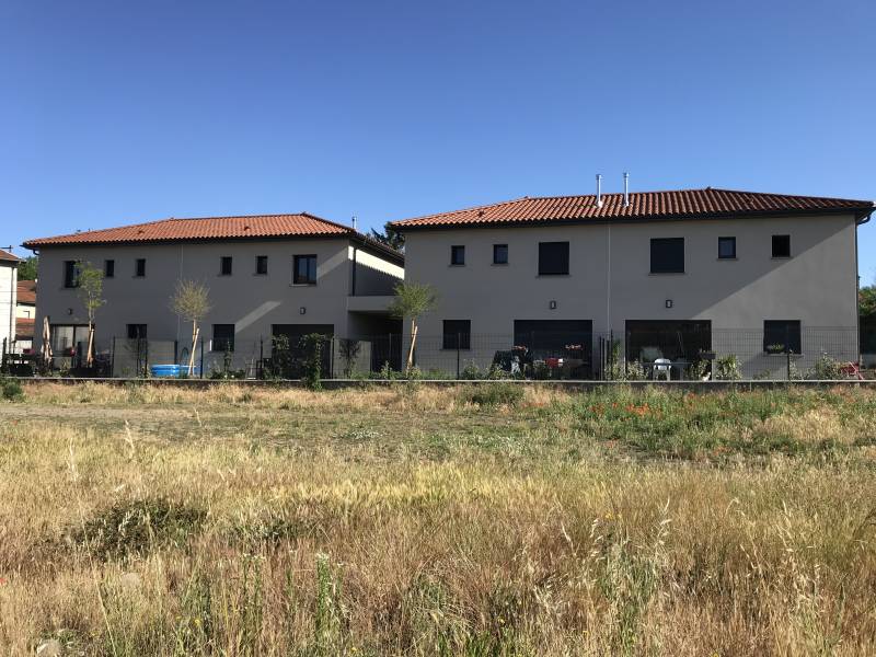 découvrez nos tarifs pour la rénovation de fermes anciennes et transformez votre patrimoine avec expertise et authenticité.