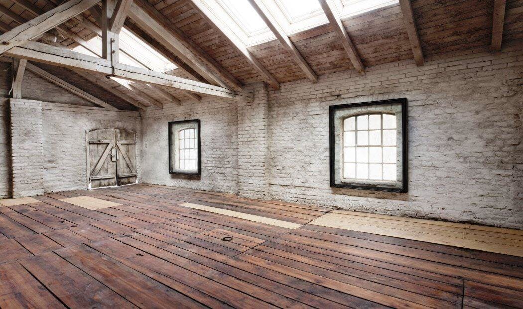 découvrez les prix moyens pour la rénovation d'une grange au m², conseils et facteurs impactant le coût de votre projet de transformation.