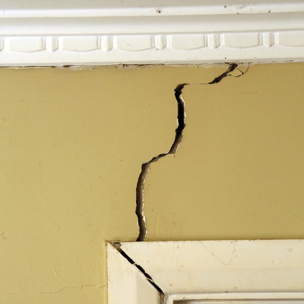 découvrez nos tarifs compétitifs pour la réparation des fissures sur vos murs. obtenez un devis précis et rapide pour restaurer la solidité et l'esthétique de votre habitation.