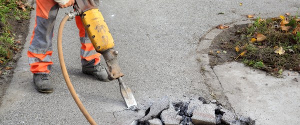découvrez le prix du terrassement par mètre carré et obtenez une estimation claire pour vos travaux de construction ou rénovation de terrain.