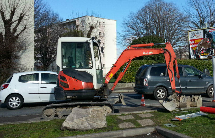 découvrez les prix du terrassement au mètre carré pour évaluer votre budget travaux. comparez les tarifs des professionnels et obtenez des conseils pour optimiser vos coûts.