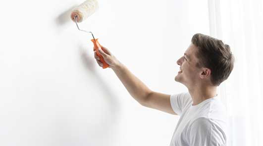 quand repeindre appartement 2 découvrez quand repeindre votre appartement pour lui redonner fraîcheur et style. conseils pratiques pour choisir le bon moment et préparer vos travaux de peinture efficacement.