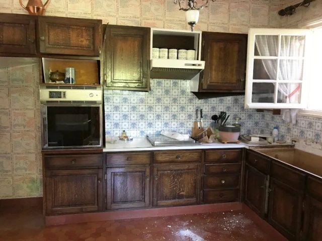 découvrez nos conseils et astuces pour refaire votre cuisine facilement et avec style. transformez votre espace culinaire pour un intérieur moderne et fonctionnel.