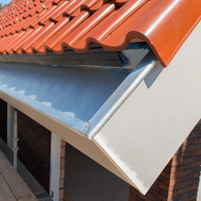 service professionnel pour refaire votre toit : réparation, rénovation et installation de toiture de qualité, durable et esthétique.