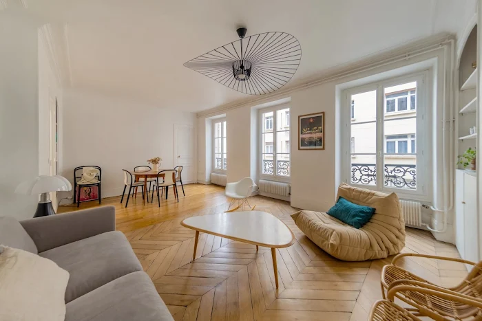 découvrez nos services experts de rénovation d'appartement à paris 17ème. transformez votre intérieur avec des professionnels qualifiés pour un résultat sur mesure et de qualité.