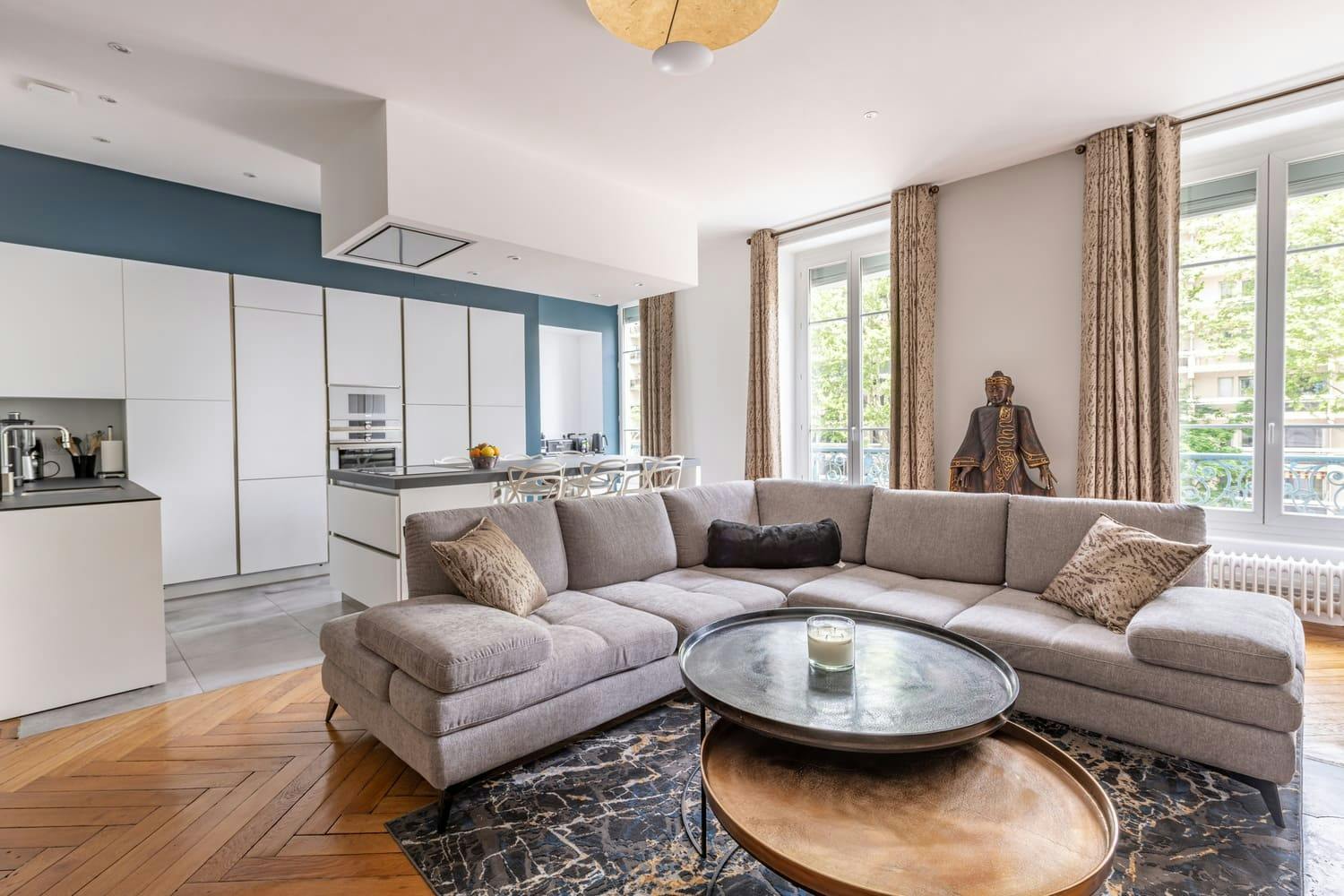 découvrez nos services de rénovation d'appartement à paris 18 en 2025 : modernisation, optimisation et design sur mesure pour votre intérieur.