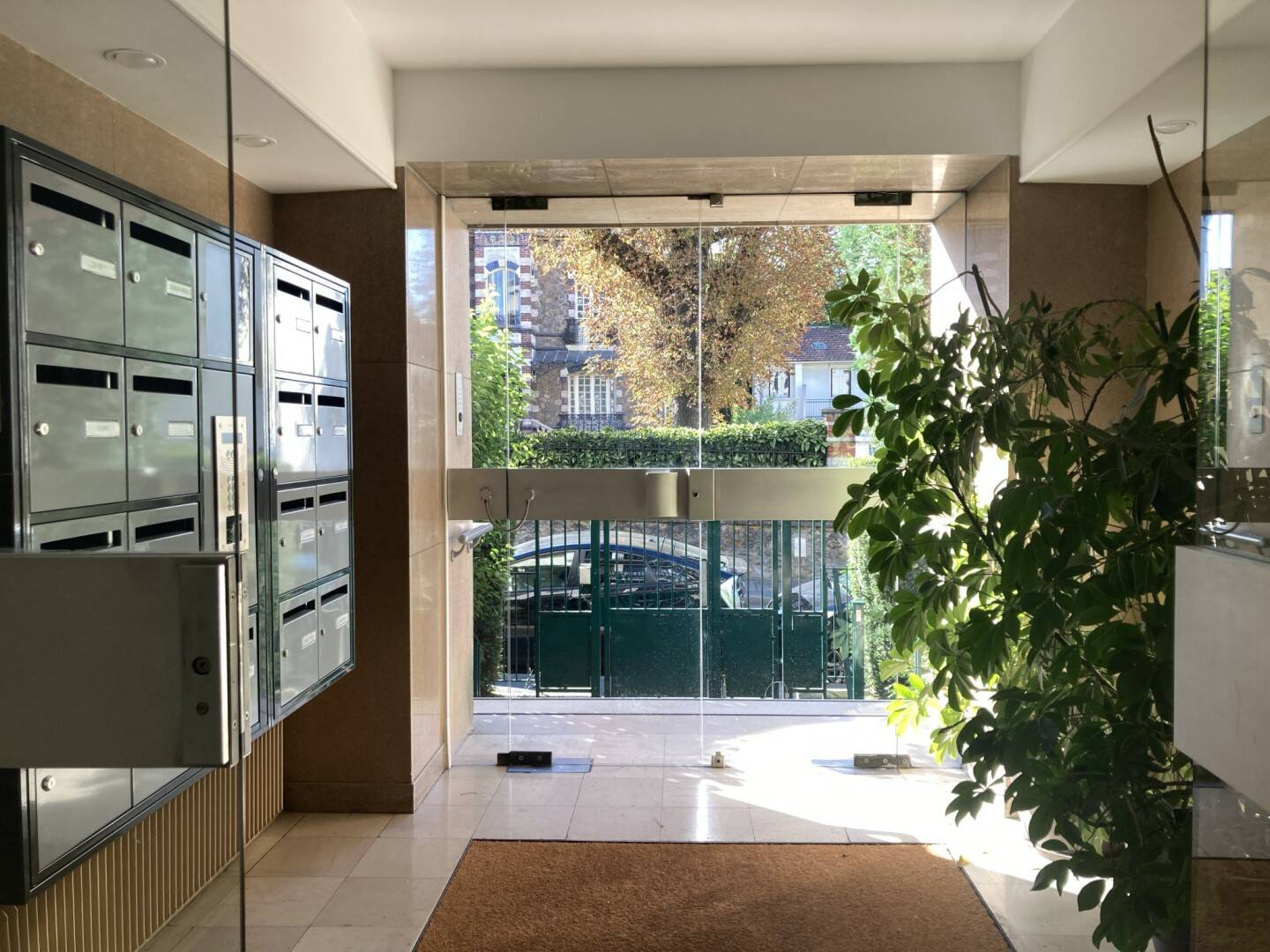 expert en rénovation d'appartement à villemomble (93250) : transformations sur mesure, qualité et respect des délais pour votre logement.