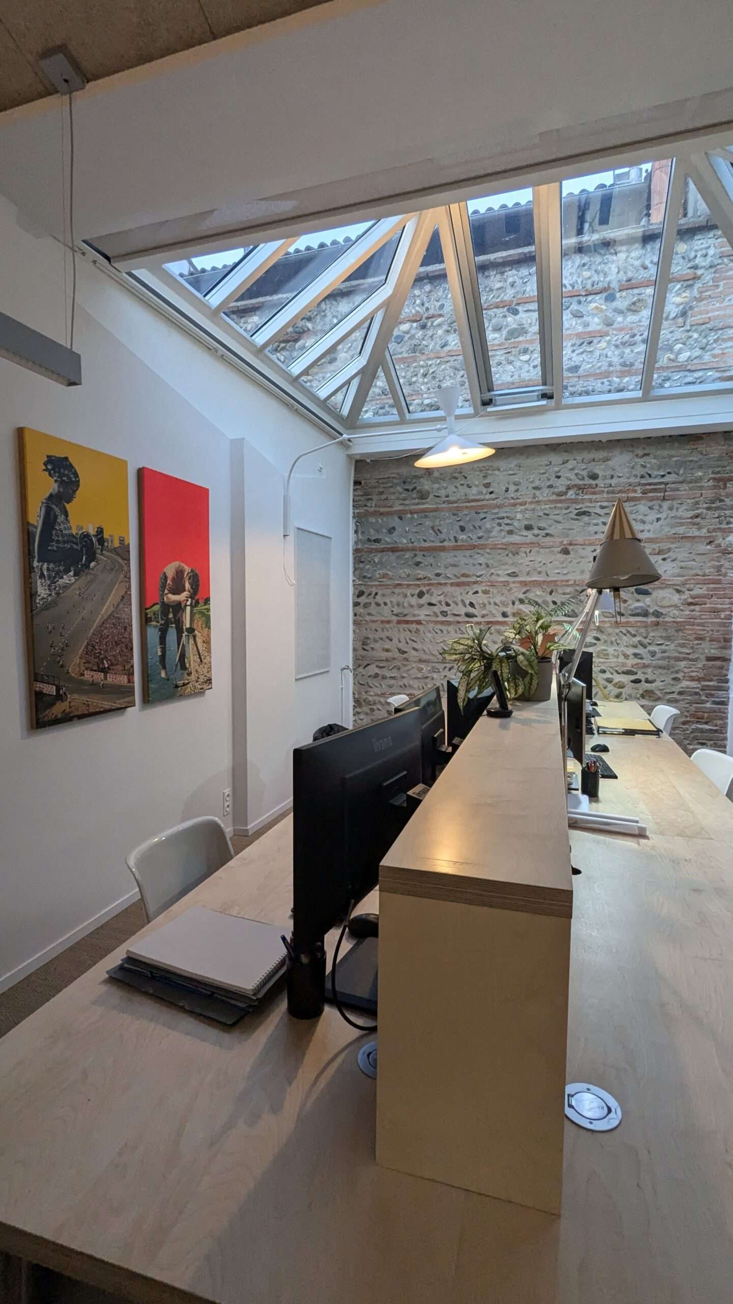 optimisez la productivité de vos équipes grâce à une rénovation de bureaux moderne et fonctionnelle, alliant confort et ergonomie pour un environnement de travail inspirant.