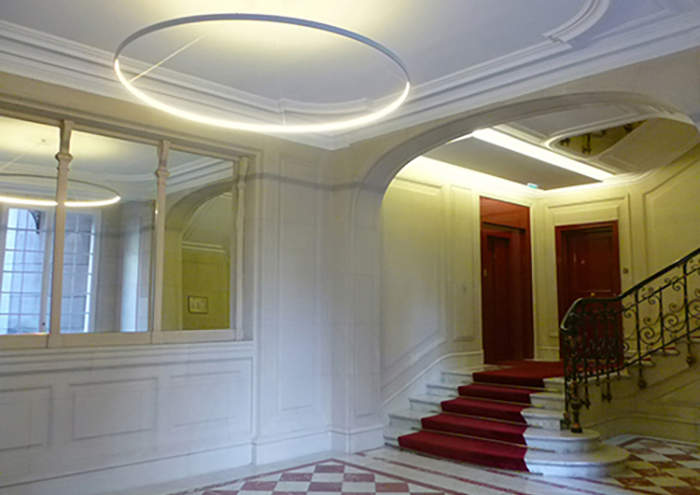 expert en rénovation de cages d'escalier d'immeubles à paris, nous redonnons vie et sécurité à vos espaces communs avec des solutions sur mesure et un savoir-faire reconnu.