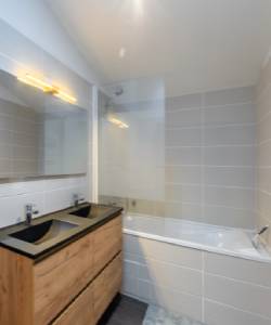 découvrez notre service de rénovation complète pour un appartement de 88m² à courbevoie. qualité, savoir-faire et respect des délais garantis pour transformer votre espace de vie.
