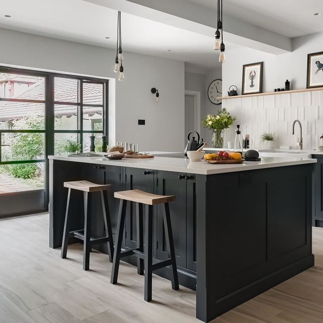 découvrez nos astuces pour une rénovation de cuisine réussie à crécy-la-chapelle. conseils pratiques et idées inspirantes pour transformer votre espace culinaire.